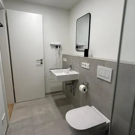 Gih - Neufahrn Hotel apartamentowy Neufahrn bei Freising