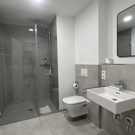 Gih - Neufahrn Hotel apartamentowy